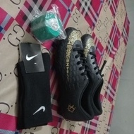 Fg Odd Soccer Shoes 1 size 41 When Buying A Free Bandage And nike Socks