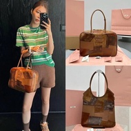 MiuMiu26ss Show Style Briefcase Luggage Bag Men's Bag Women's Bag 5BB117 Stitching Tote Bag MiuMiu I