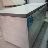 SLA CHEAT FREEZER BOX SECOND BEKAS 900L GEA