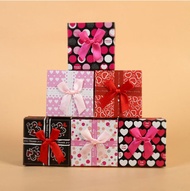 กล่องของขวัญ กล่องสำเร็จรูป กล่องเปล่า กล่องกระดาษแข็งอย่างดี ใส่แหวนนาฬิกา กำไลข้อมือ Gift Boxes