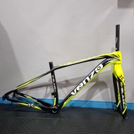 Bicycle frame and fork Venzo X-blade carbon