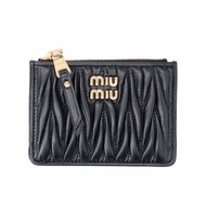 【MIU MIU】Matelasse 納帕軟皮 拉鍊 皮夾 短夾 卡夾 零錢包 黑色 5MC093