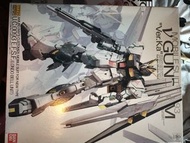 萬代 MG 1/100 RX-93-v2 Hi-v Gundam Ver.Ka 加mg Sazabi 沙煞比