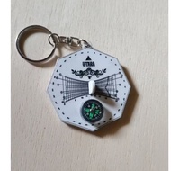 GANTUNGAN Sundial key chains made from acrylic and compass