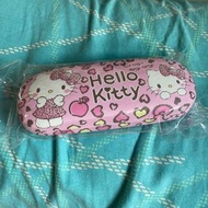 全新Hello Kitty眼鏡盒