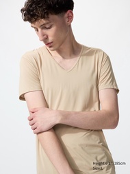 เสื้อยืด AIRism คอวี