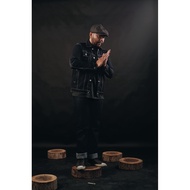 Denim jacket type 3. raw denim non selvedge.