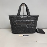 Chanel香奈兒 黑色羽絨購物袋