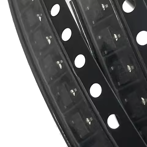 100pcs LDO XC6206P282MR 65X5 XC6206P152MR 65E9 XC6206P252MR 58GC XC6206P362MR 665K XC6206P182MR 65K5