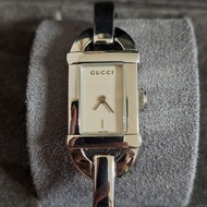 Gucci 6800 L 手環錶