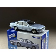 Nissan Cefiro Cruising (Purplish Silver) 90 years LV-N319a Scale 1:64 Tomytec Brand