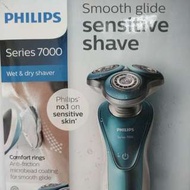 PHILIPS Series 7000 Wet & Dry shaver 電動乾濕防敏感剃須刀