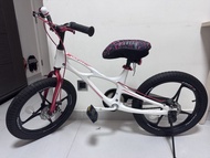 18吋兒童單車，小朋友長大少玩