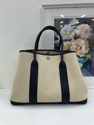 👜Hermes Garden Party 36 Stamp D Beige Canvas with Dark Blue Leather PHW 愛馬仕 花園包 36 米色帆布拼深藍色皮 D刻 銀扣