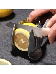 1入組檸檬切片器，適用於家庭和奶茶店，可夾取檸檬、橙子、馬鈴薯、番茄等食材，是廚房不可或缺的工具
