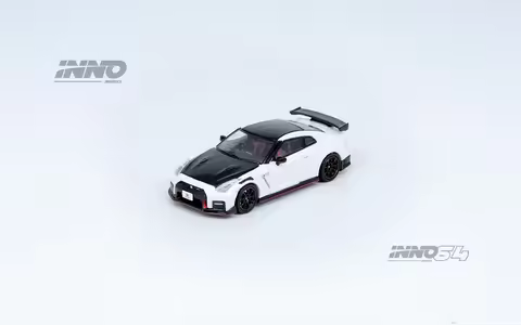 INNO 1:64 GTR R35 White Diecast Model Car
