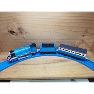 Takara Tomy Electric Motorised Train Thomas and Friends - Gordon No.4