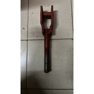 BACKHOE CASE 580E ROD