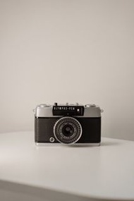 [抵玩]Olympus Pen EE-3 半格菲林相機