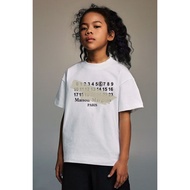 Children Street Wear Classic Tape Number MM6t Shirt Medium Large Children Fashion All-Match T-Shirt