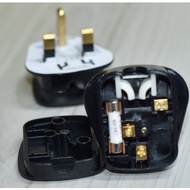 UK 3-pin wire connector with 13A fuse, lioa