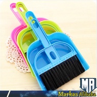 Mini Broom Set Dustpan / Mini Broom and Dustpan