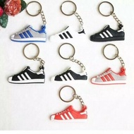 2D Keychain Adidas Originals Superstar Trainer Shoe Keyring Keychain Xmas Stocking Filler Gantungan Kunci Hadiah Kecil