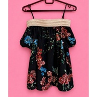 La Gypsy Black Floral Crochet Top