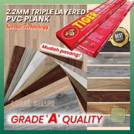 DIY Self Adhesive Vinyl Floor WaterProof Stick Lantai Kayu Vinyl Kalis Air