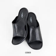 COSMOS SHOES รองเท้าแตะหนังแท้ แบบสวม รุ่น Rexel