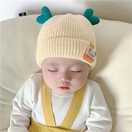 DEER HAT BABY KNITTED HAT WITH DEER EAR MOTIF (KUJANG)