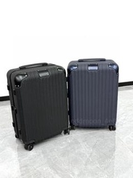 Rimowa Leather 行李箱