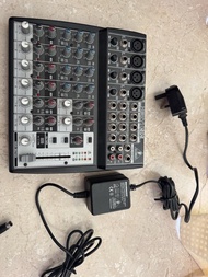 Behringer XENYX 1202 音頻混音器