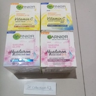 Yuk1 [50 ml] Garnier Krim Siang Malam Light Bright Complete / Sakura