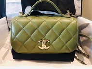 全新 Chanel Small Business Affinity 牛油果綠