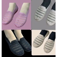 KASUT PEREMPUAN BERMANIK, BEADED SHOES