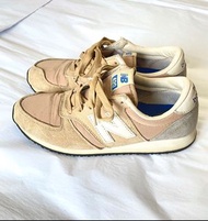 [NEW BALANCE] 420 Trainers in Beige/ Champagne 👟卡其色/淺駝色復古波鞋 Size 38