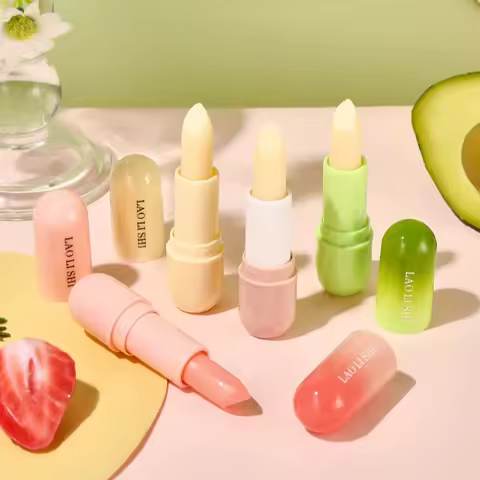 Vaseline Moisturizing Lip Balm Set, Contains 4 Different Styles of Lip Balm, Each 3.5g, Avocado, Pea