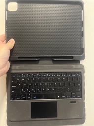 iPad Pro 11 - keyboard and case
