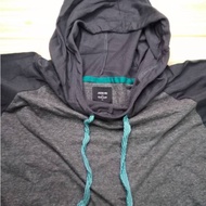 Eva Airlines Long-Sleeved Hooded Shirt With Long Pants On The Plane. Cargo The Plane