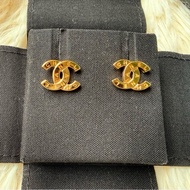Chanel簡約雙C金色耳環