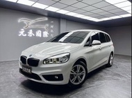 正2017 F46型 BMW 218i 1.5汽油 GT七人座