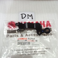 Rear right footrest footrest bracket Lexi B3F-F7462-00 genuine original Yamaha YGP