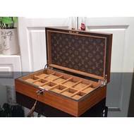 LV_SOLID WOOD WATCH BOX FOR 12