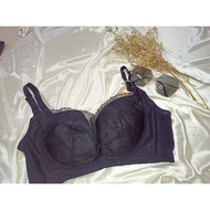 clearance high quality plus size bra (40/90 D)