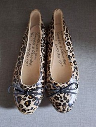 購自日本 豹紋平底鞋