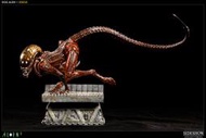 (現貨供應)SIDESHOW BenToy AVP 異形大戰終極戰士之異形狗Dog Alien全身雕像SC-200169