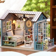Miniature boneke house diorama/ puzzle/