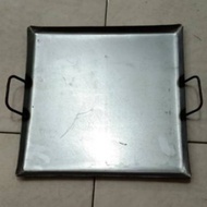 Large Size: 39 x 39 cm