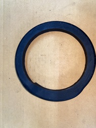 295. B25D340A3 ยางรองสปริงคอล์ยโช๊คหน้า323/PRO Mazda 323 Protege 1998-2002 เบิกศูนย์ มาสด้า (MDGSHO)